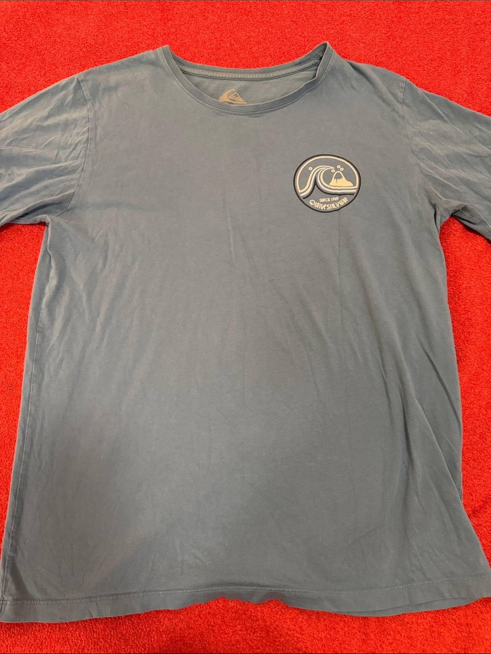 Quiksilver Men’s Slate Blue Short Sleeve Tee with Chest Wave Emblem
